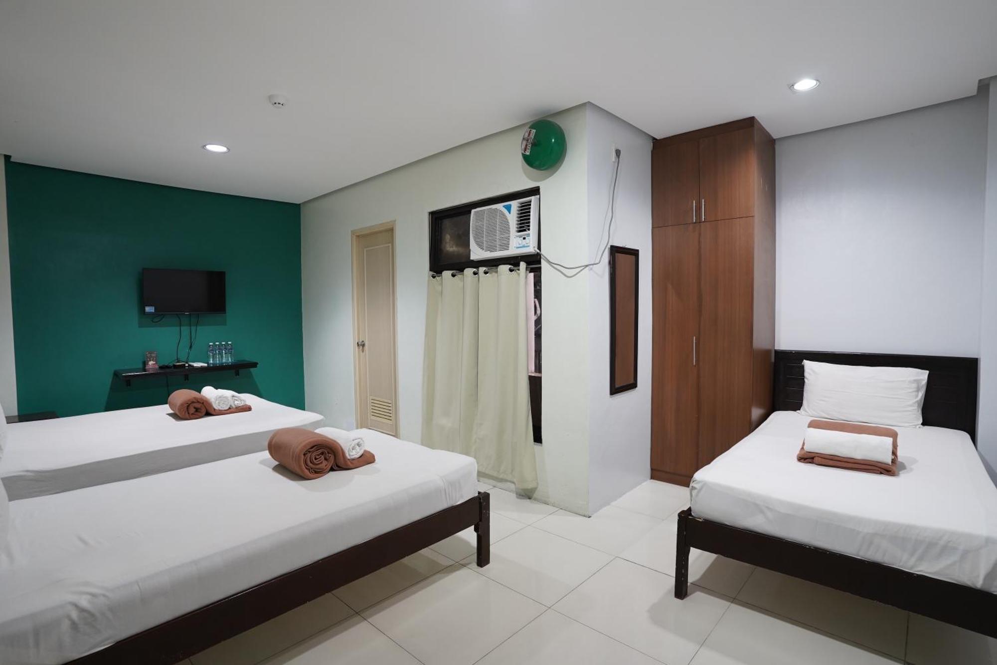 Hotel Arzo Grand Manila